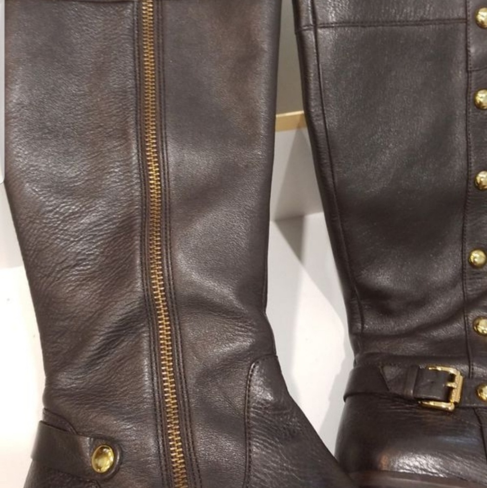 Riding boots